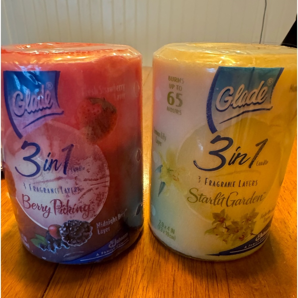 Glade candles (2)
